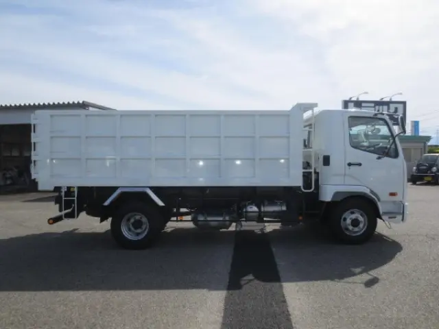 三菱 ファイター 2KG-FK72F(2WD)の写真8