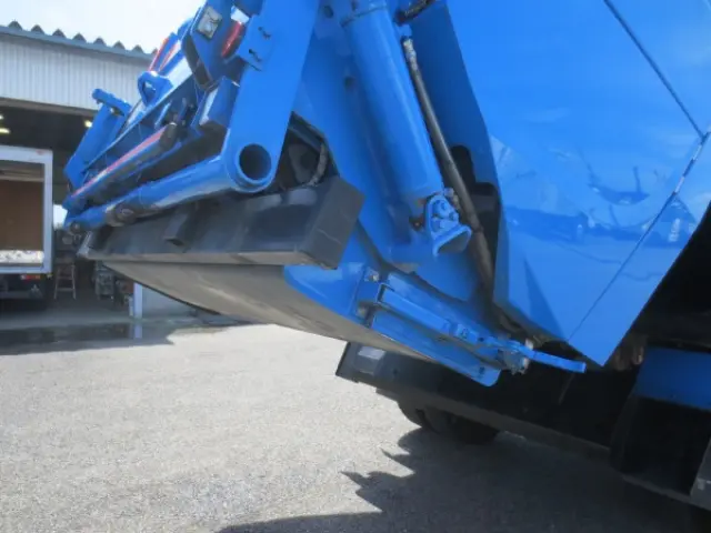 日野 デュトロ 2KG-XZU700X(2WD)の写真14