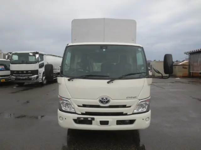 トヨタ ダイナ 2RG-XZU720(2WD)の写真6