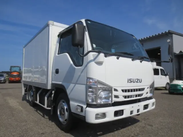 いすゞ エルフ TRG-NHS85AN(2WD)の写真2