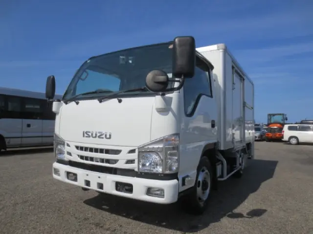 いすゞ エルフ TRG-NHS85AN(2WD)の写真3
