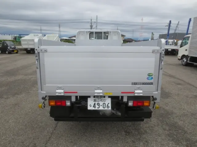 三菱 キャンター 2RG-FBA20(2WD)の写真7