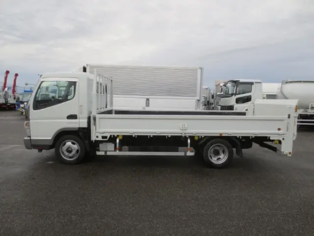 三菱 キャンター 2PG-FEB50(2WD)の写真9