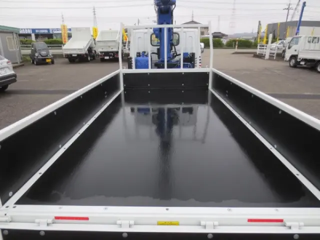 三菱 キャンター 2RG-FEAV0(2WD)の写真10