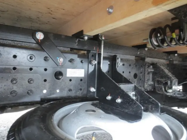 三菱 キャンター 2RG-FEAV0(2WD)の写真13