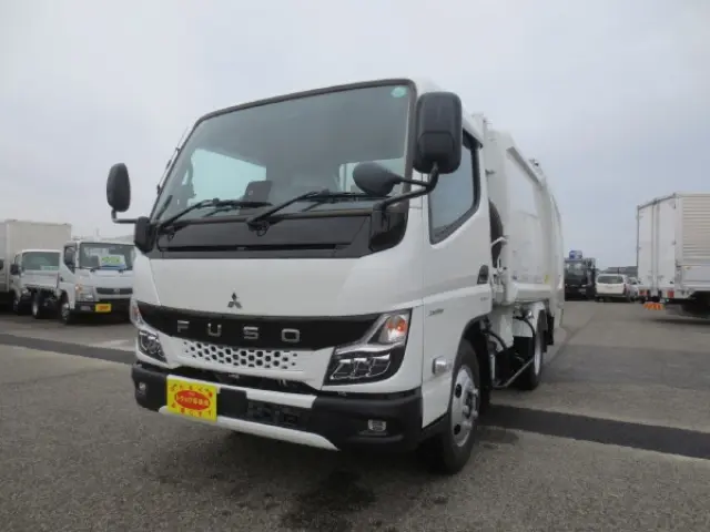 三菱 キャンター 2RG-FEAV0(2WD)の写真1