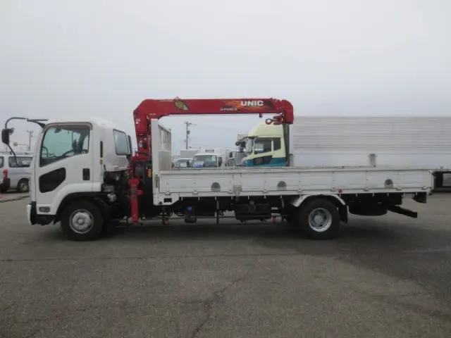 いすゞ フォワード 2PG-FRR90S1(2WD)の写真9