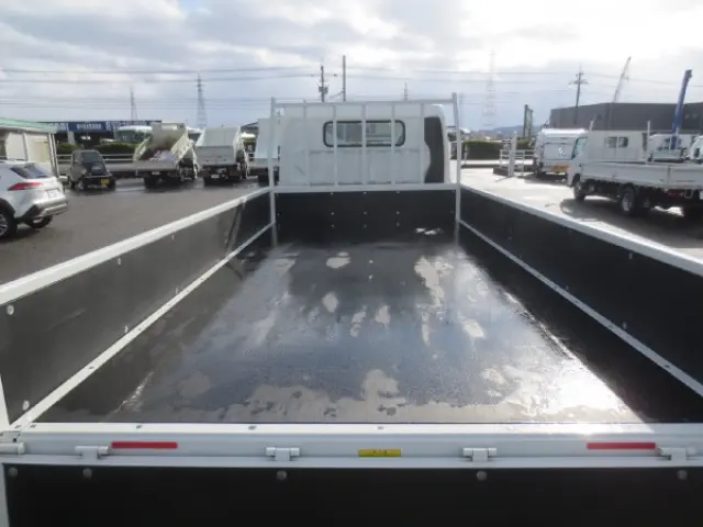 三菱 キャンター 2PG-FEB80(2WD)の写真10