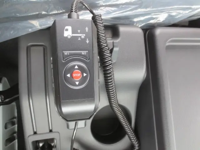 三菱 ファイター 2KG-FK65F(2WD)の写真11