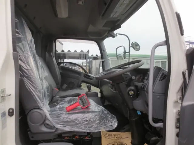 いすゞ フォワード 2PG-FRR90S1(2WD)の写真14
