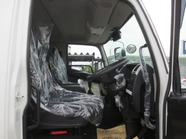 三菱 ファイター 2KG-FK65F(2WD)の写真14