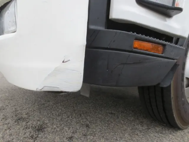 いすゞ フォワード 2PG-FRR90S1(2WD)の写真20