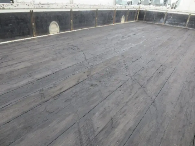 いすゞ フォワード 2PG-FRR90S1(2WD)の写真27