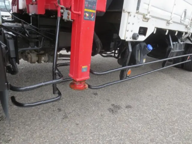 いすゞ フォワード 2PG-FRR90S1(2WD)の写真29