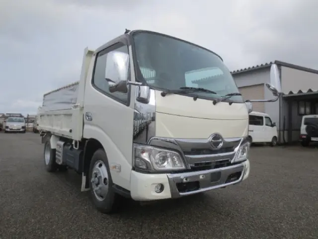 日野 デュトロ 2RG-XZU600T(2WD)の写真2