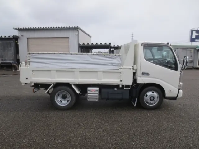 日野 デュトロ 2RG-XZU600T(2WD)の写真8