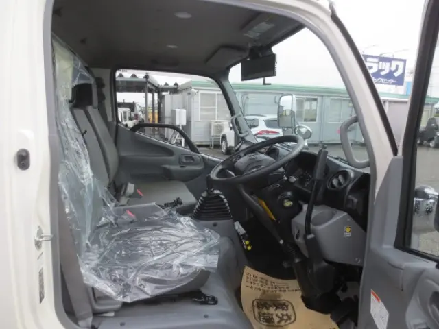 日野 デュトロ 2RG-XZU600T(2WD)の写真14