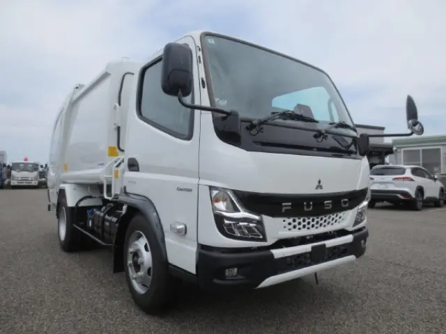 三菱 キャンター 2PG-FEA80(2WD)の写真2