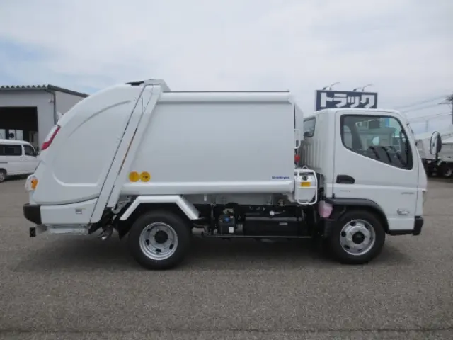 三菱 キャンター 2PG-FEA80(2WD)の写真8