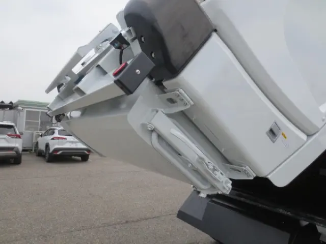 三菱 キャンター 2PG-FEA80(2WD)の写真16