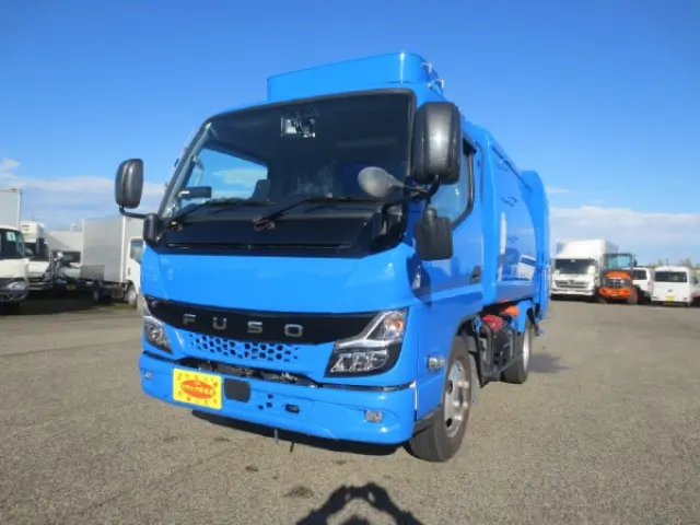 三菱 キャンター 2RG-FEAV0(2WD)の写真1