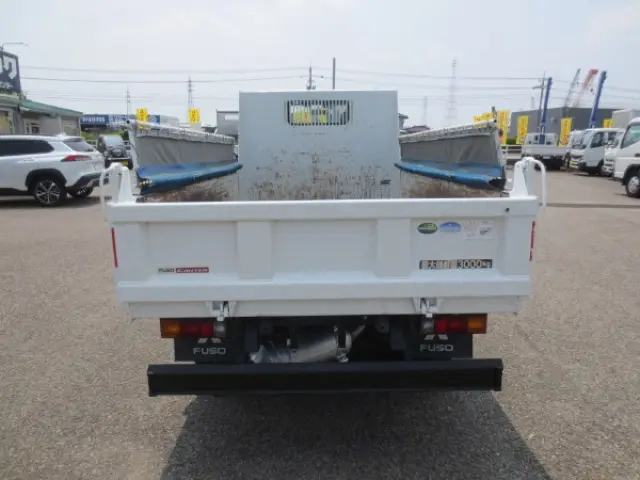 三菱 キャンター 2RG-FBA60(2WD)の写真7