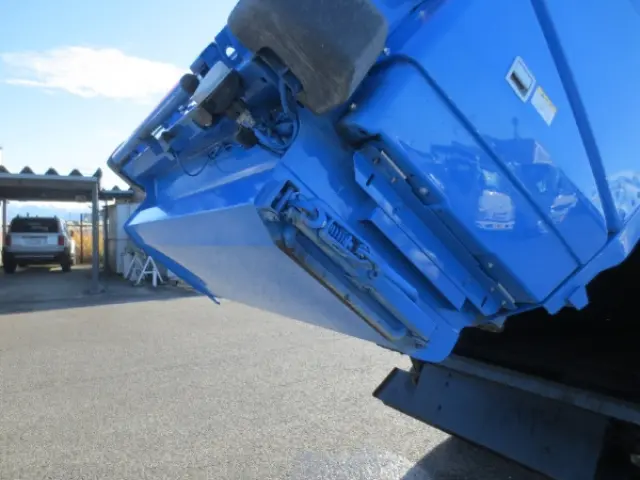 三菱 キャンター 2RG-FEAV0(2WD)の写真16