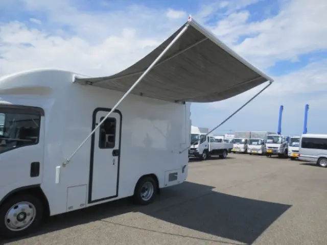 いすゞ エルフ 2RG-NMR88N(2WD)の写真21