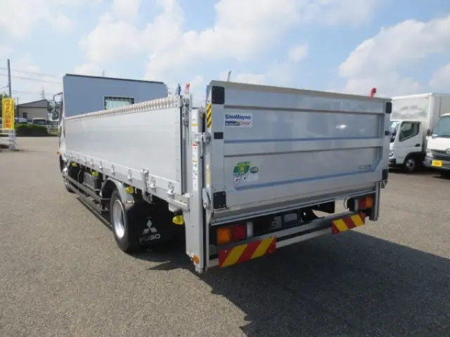 三菱 ファイター 2KG-FK62F(2WD)の写真5