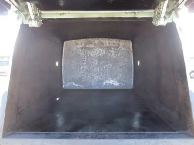 いすゞ エルフ TPG-NMR85AN(2WD)の写真10