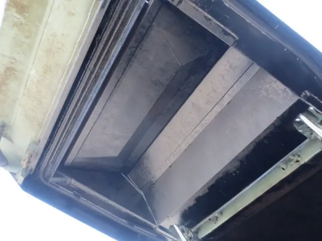 いすゞ エルフ TPG-NMR85AN(2WD)の写真13