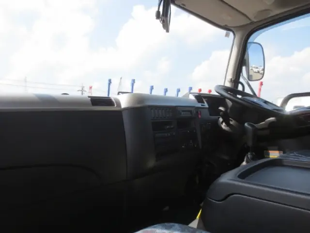 三菱 ファイター 2KG-FK62F(2WD)の写真14