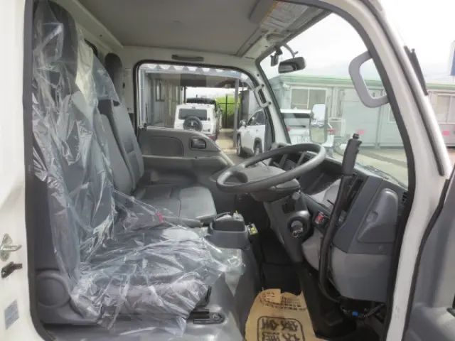 いすゞ エルフ TPG-NJR85AD(2WD)の写真14