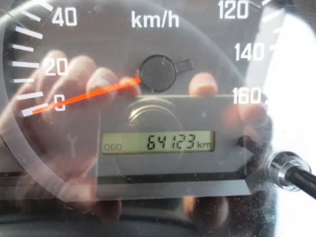 いすゞ エルフ TRG-NMR85AN(2WD)の写真17