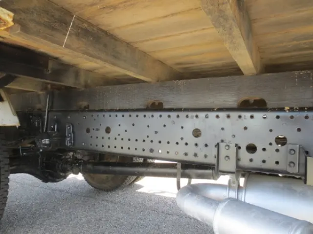 いすゞ フォワード TKG-FRR90S1(2WD)の写真13