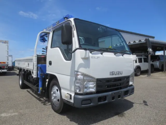 いすゞ エルフ TPG-NKR85AR(2WD)の写真2