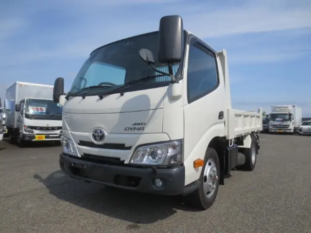 トヨタ ダイナ 2KG-XZU675D(4WD)の写真3