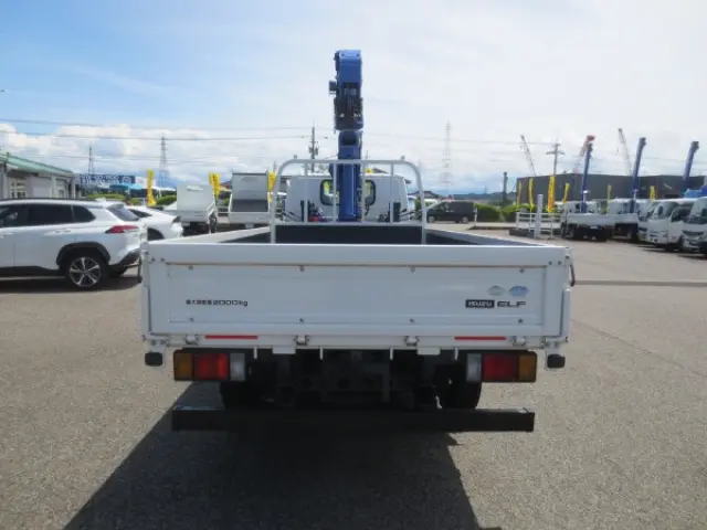 いすゞ エルフ TPG-NKR85AR(2WD)の写真7