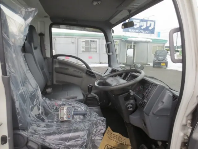 いすゞ エルフ TKG-NMR85AN(2WD)の写真14