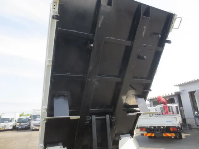 トヨタ ダイナ 2KG-XZU675D(4WD)の写真14