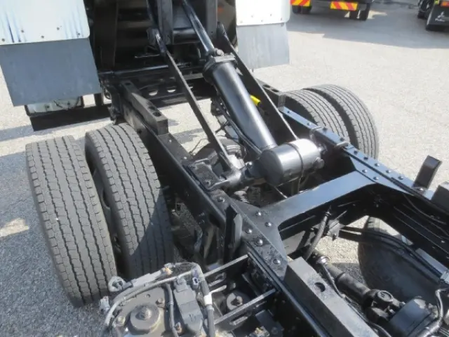 トヨタ ダイナ 2KG-XZU675D(4WD)の写真15