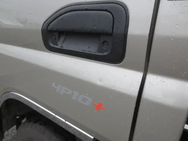 三菱 キャンター 2TG-FBA00(2WD)の写真16