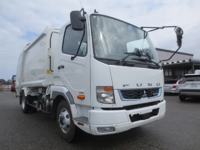 三菱 ファイター 2PG-FK72N(2WD)の写真2