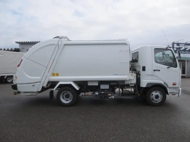 三菱 ファイター 2PG-FK72N(2WD)の写真8