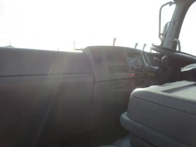 いすゞ フォワード 2PG-FRR90S1(2WD)の写真15