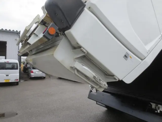 三菱 ファイター 2PG-FK72N(2WD)の写真16