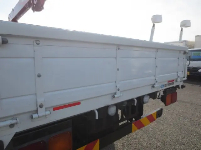 いすゞ フォワード 2PG-FRR90S1(2WD)の写真18