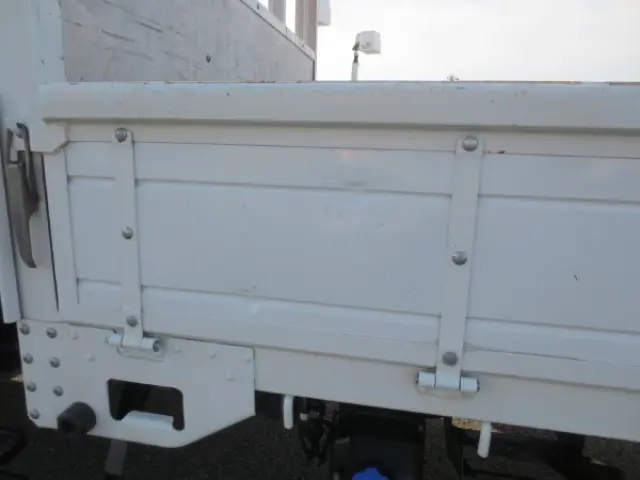 いすゞ フォワード 2PG-FRR90S1(2WD)の写真20