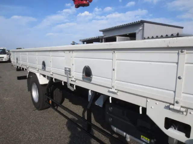 いすゞ フォワード 2PG-FRR90S1(2WD)の写真21