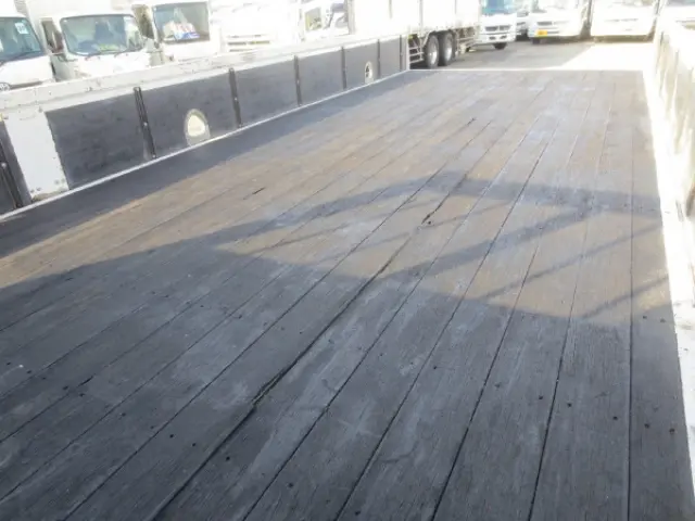 いすゞ フォワード 2PG-FRR90S1(2WD)の写真24